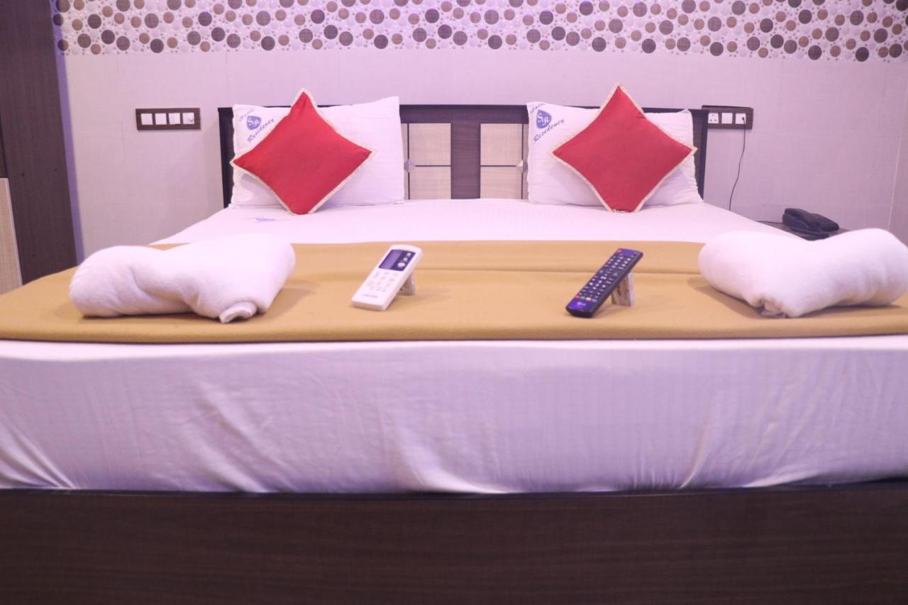 Hotel Sr Residency Rameswaram Bagian luar foto